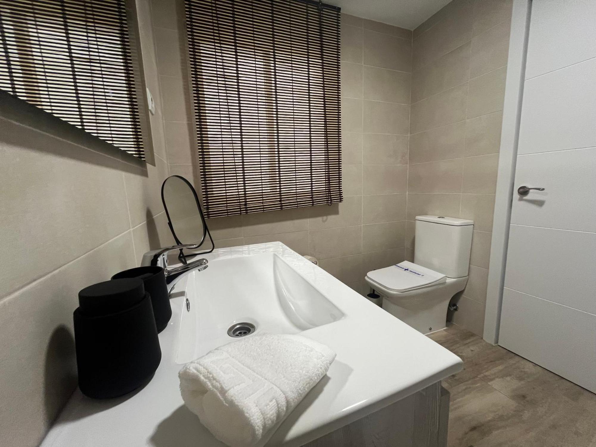 Love Rent4 Malaga Huelin Exterior photo